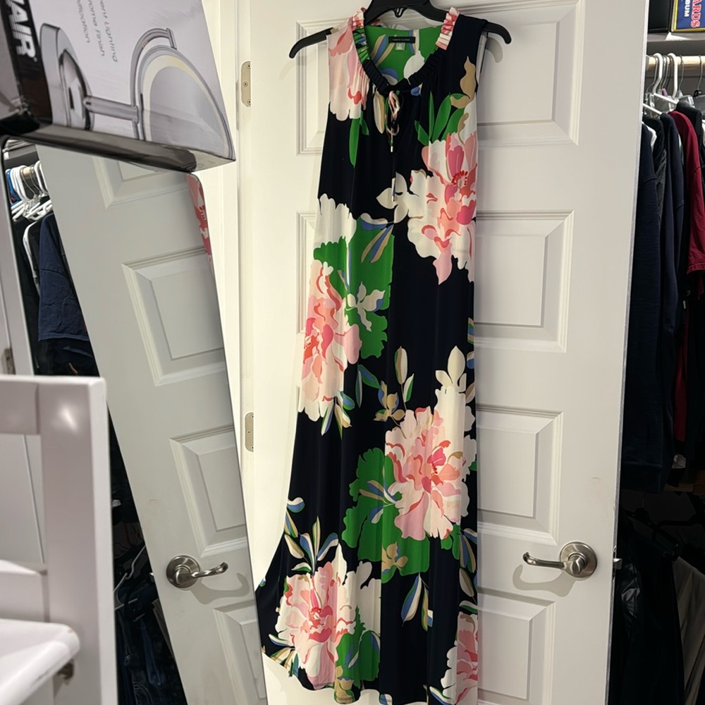 Long floral maxi dress